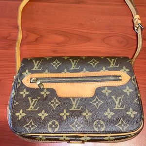 SOLD Louis Vuitton St. Germain - Vintage